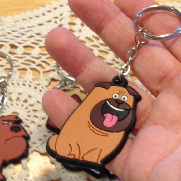 The Secret Life of Pets Bundle, five keychains, new items - Picture 8 of 9